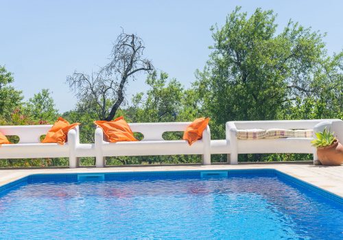 Pool hinten